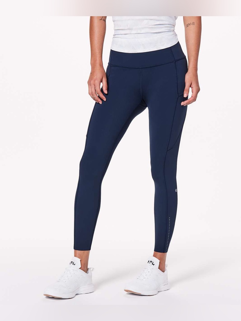 Lululemon Fast & Free 7/8 Leggings Size 6 Navy Nulux 25" Inseam - Picture 3 of 4